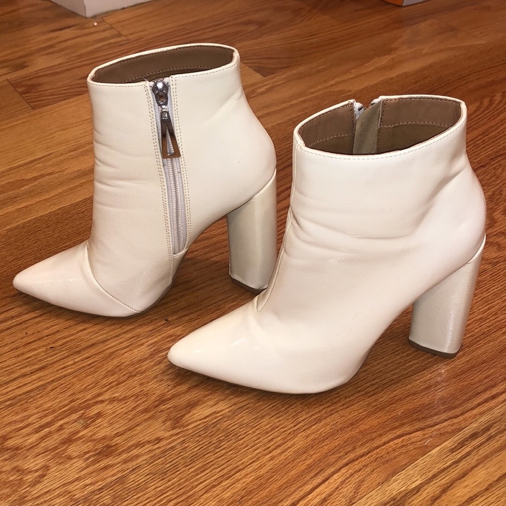 Lulus White Pointed-Toe Ankle Booties